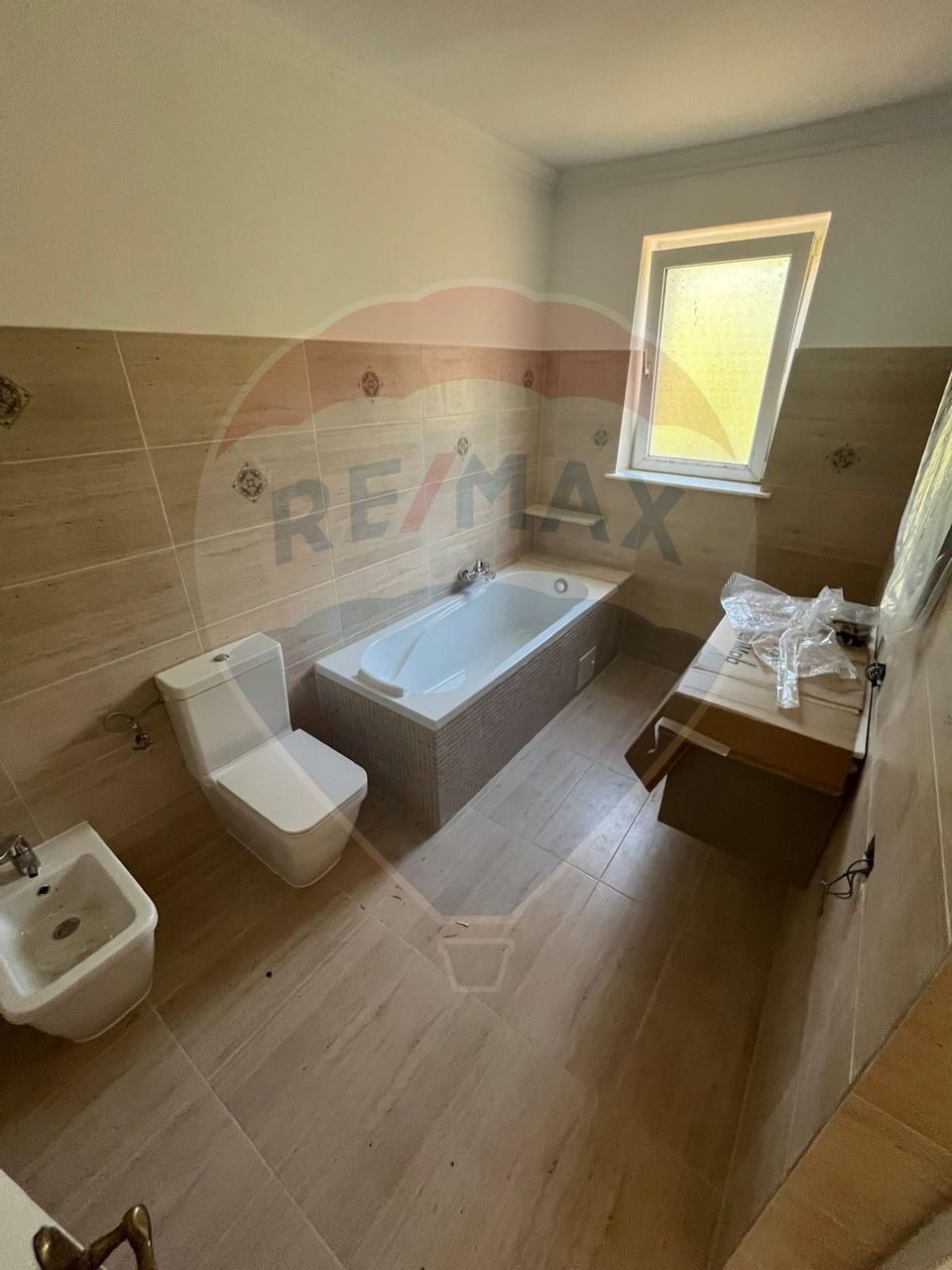 5 room House / Villa for sale