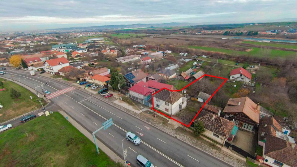 De vânzare Casā + Teren 1054 mp, în Sȃnmartin