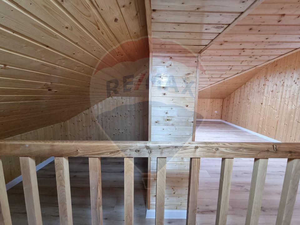 Penthouse 3 camere și loc de parcare, de închiriat, Cristian(REZERVAT)