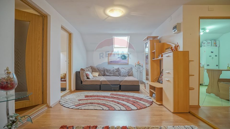 De vanzare vilă cu 5 camere, curte și garaj, în Șchei