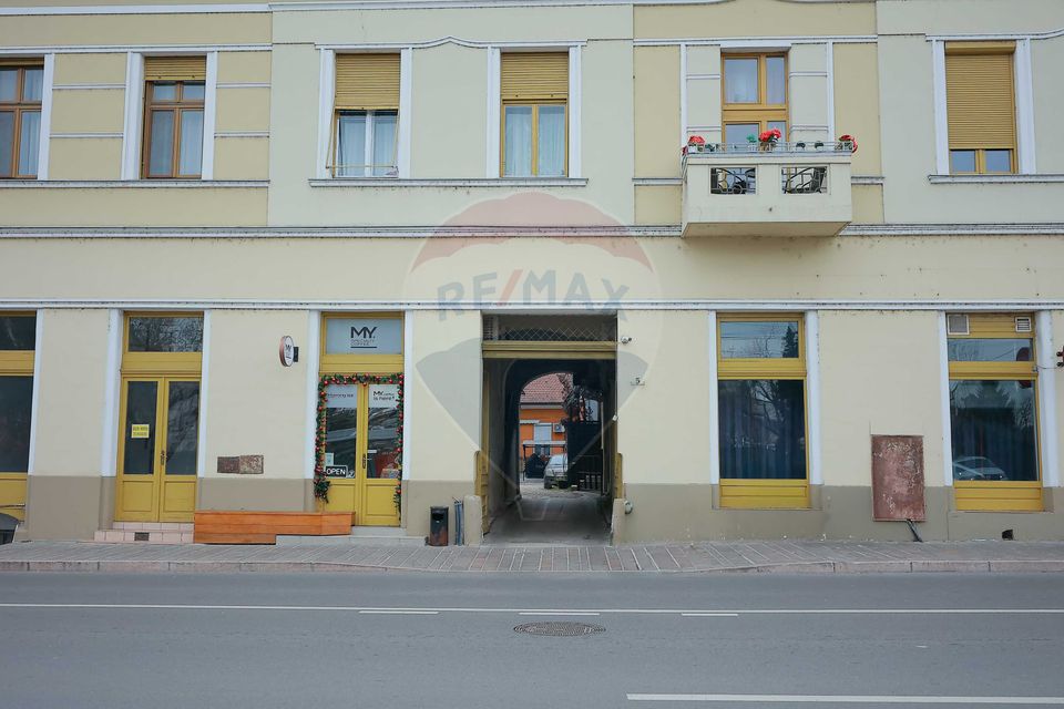 2 room Apartment for rent, Ultracentral area