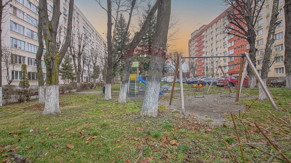 Comision 0% | Ap. 3 camere, etaj 1, complet renovat – Bd. Victoriei