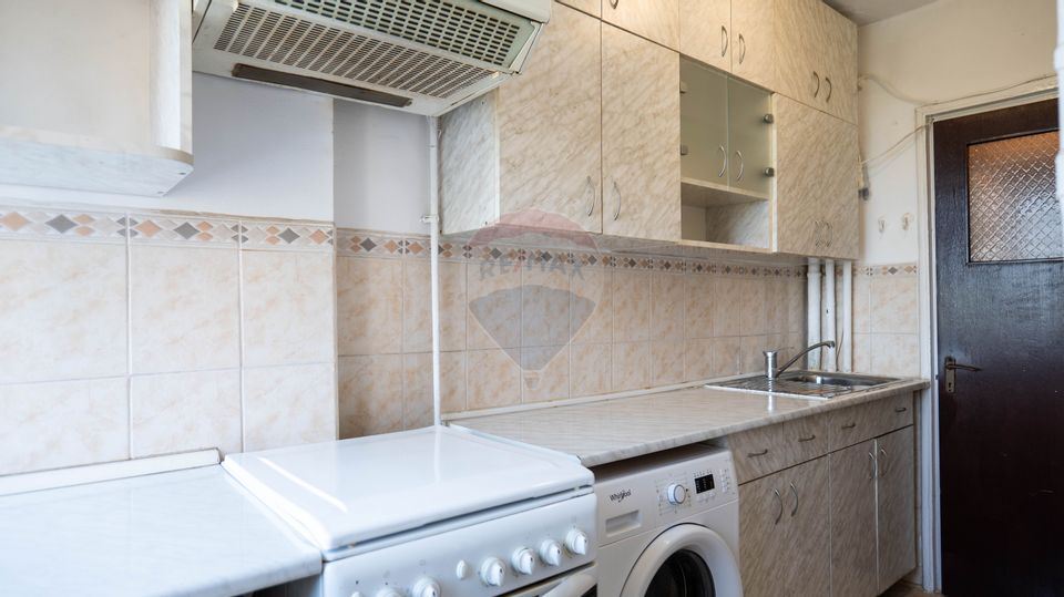 Vanzare apartament 3 camere - zona Antiaeriana