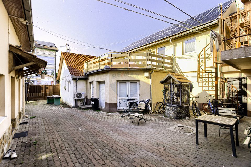 Cladire 10 camere de vânzare zona Intim/ Preluare chiriaș