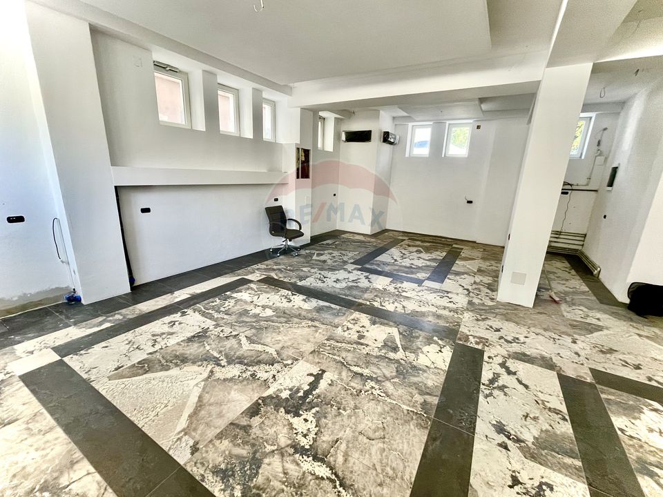 Casă / Vilă de închiriat în zona Aviatorilor