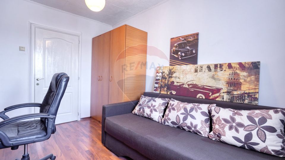 Apartament cu 3 camere, de vânzare, Str. Argintului,  Tractorul