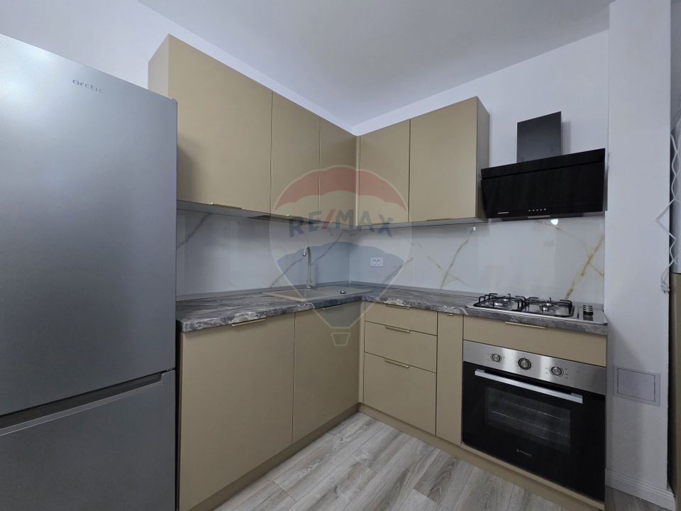 3 room Apartment for rent, Mioritei area