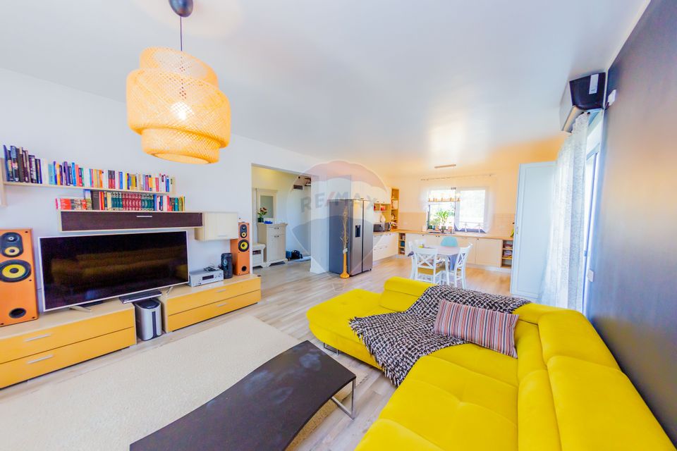 4 room House / Villa for sale