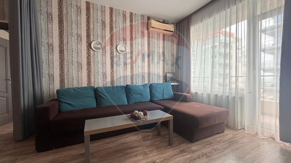 Apartament cu 2 camere de vânzare în Summerland-Mamaia