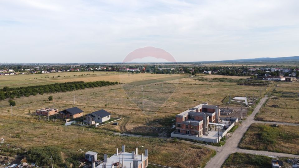 Casă / Vilă cu 3 camere de vânzare în zona Vest