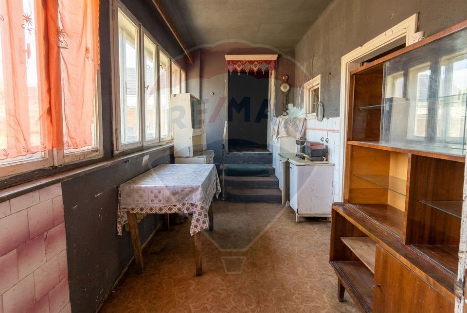 5 room House / Villa for sale, Exterior Est area