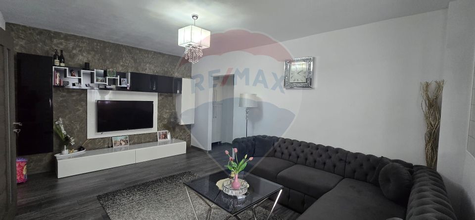 4 room Apartment for sale, Central area