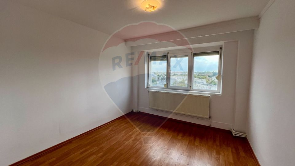 De vanzare apartament cu vedere panoramica, decomandat 3 camere Braila