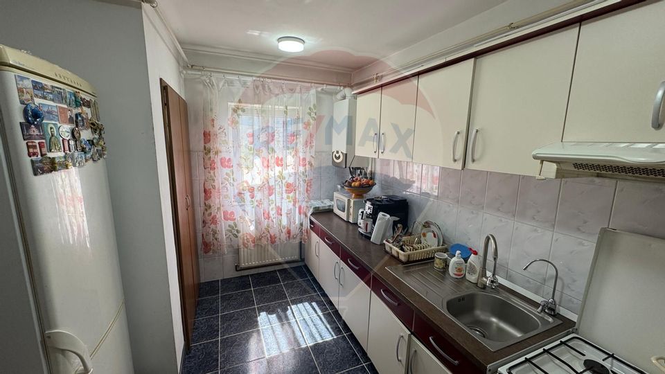 De vanzare: apartament cu 4 camere in zona ultracentrala