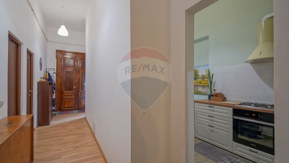 REZERVAT | 3 CAMERE 113 CU PARCARE | 4M INALTIME | CENTRU ISTORIC