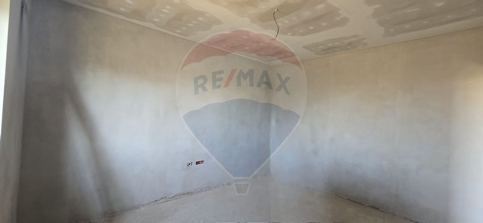 5 room House / Villa for sale