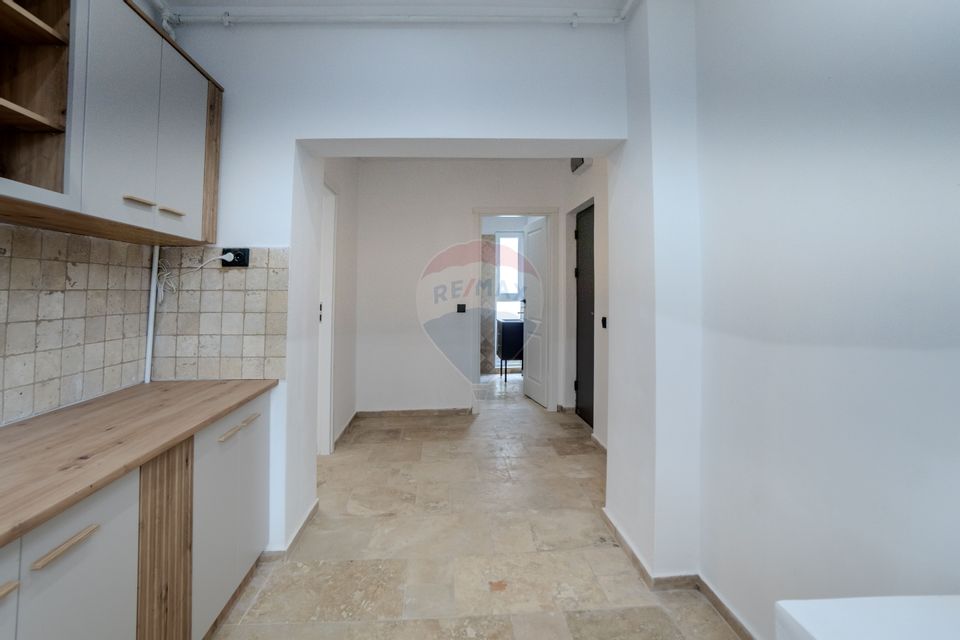 2 room Apartment for sale, Centrul Istoric area