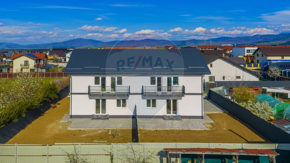 5 room House / Villa for sale