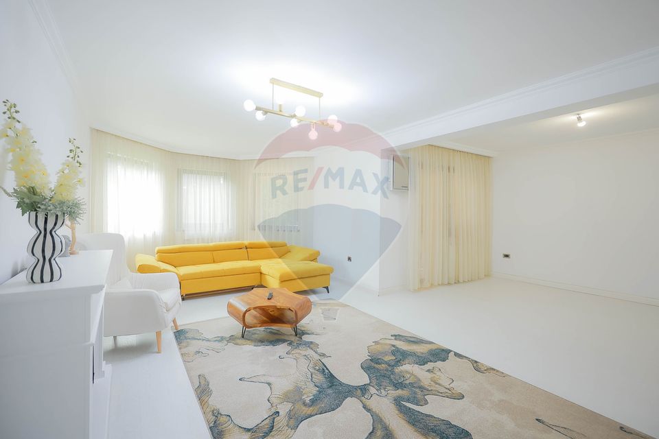 Casă de vânzare cu 3 dormitoare, cartier Europa, Oradea