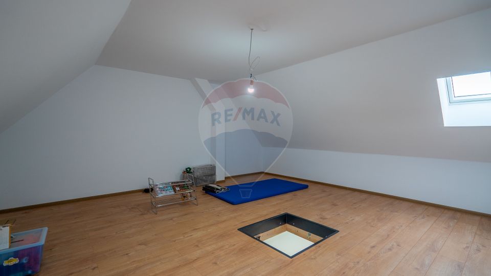 REZERVAT! 3 CAMERE CU POD SI BOXA | PARCARE SUBERATA | MAURER VILLAS