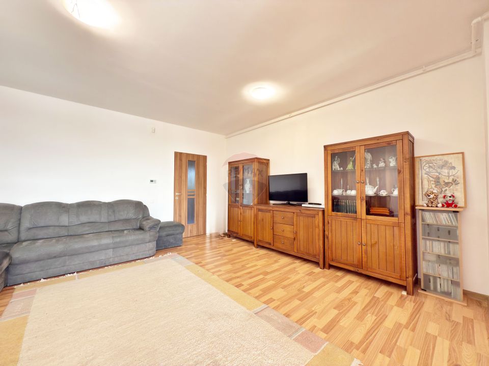 2 room Apartment for rent, Malul Muresului area