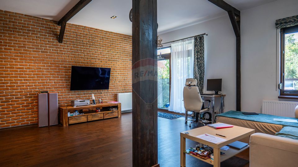 4 room House / Villa for sale