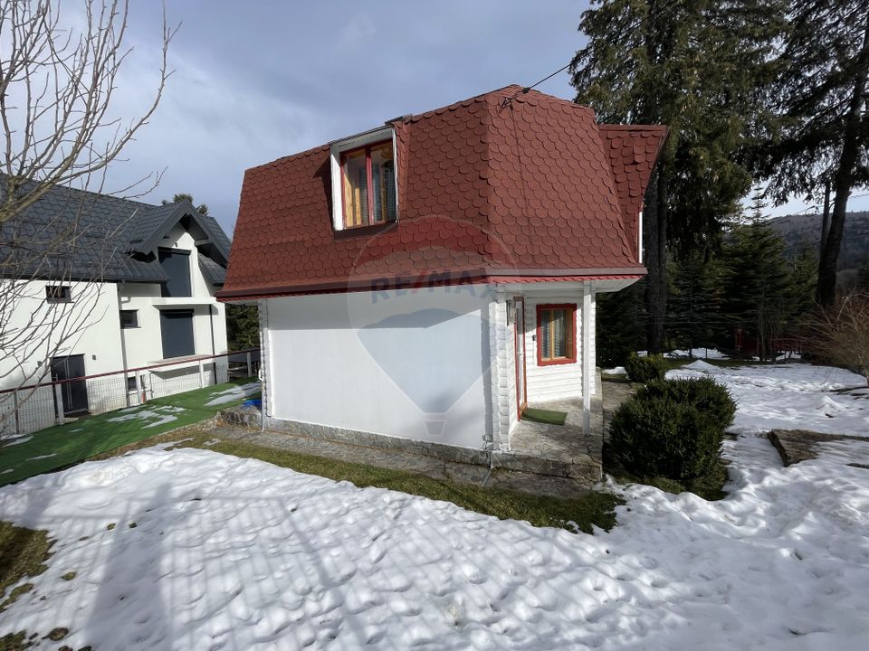 Vanzare Casă de vacanta in Predeal, langa padure, teren 360 mp
