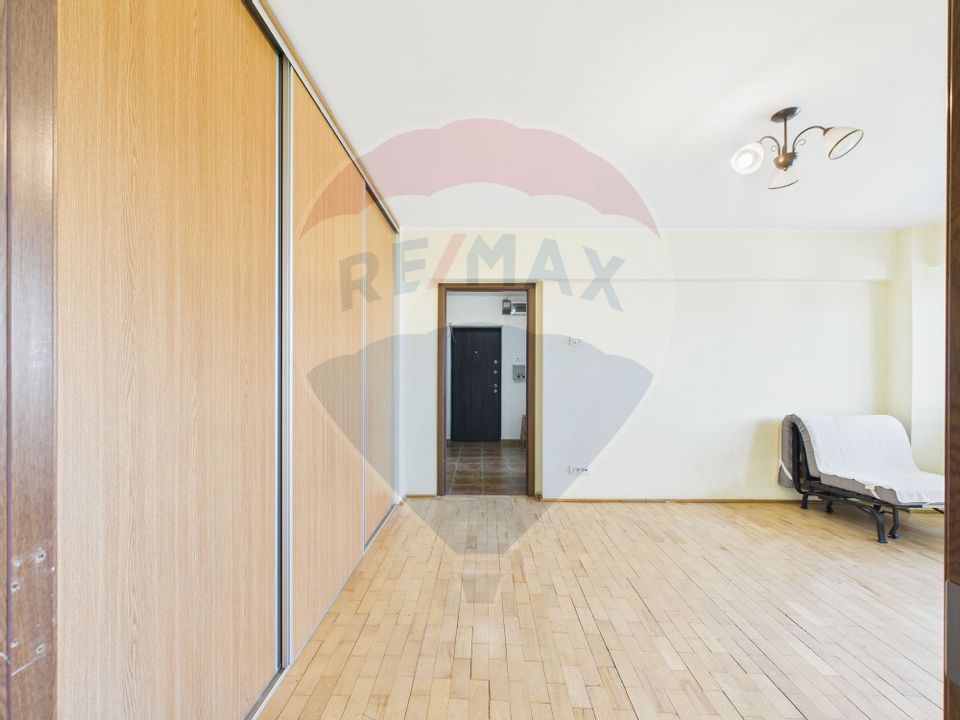 2 room apartment for sale - Apusului