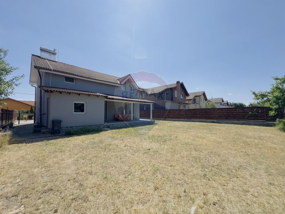 Casă cu 5 camere de vânzare Cartier Orizont 2 Paleu zona Metropolitana