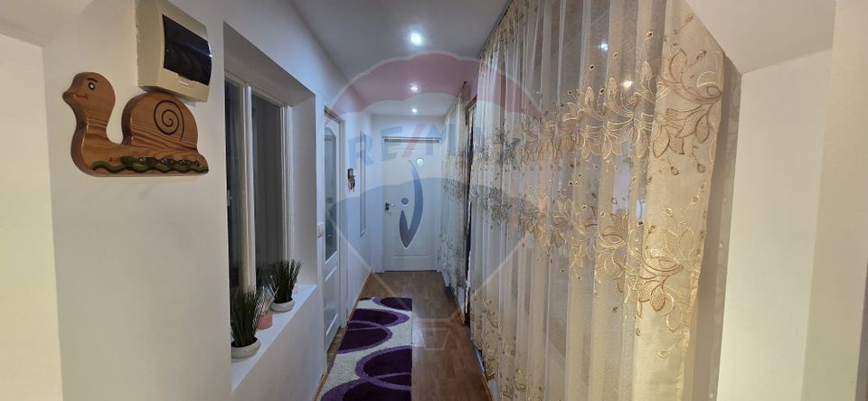 6 room House / Villa for sale