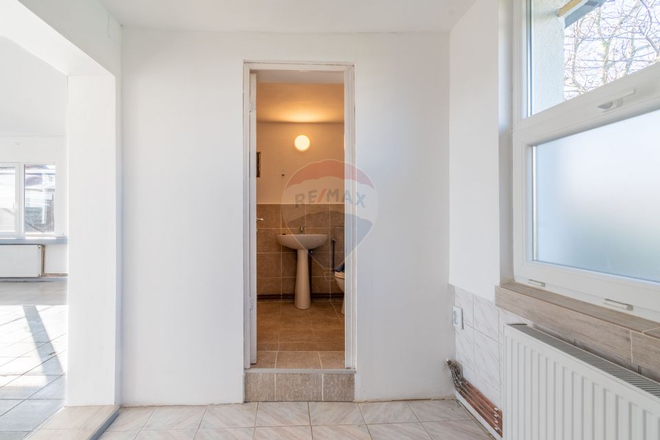 Spatiu de inchiriat Jucu Herghelie, cu toate utilitatile, curent 380V