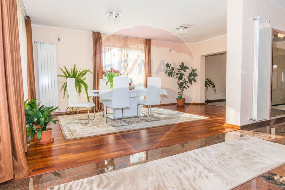 Vila in stil  mediteranean, lux,  statiunea balneoclimaterica Covasna