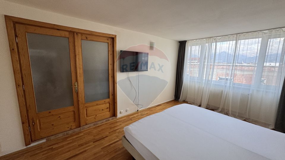 DE ÎNCHIRIAT apartament cu 2 camere  în vilǎ