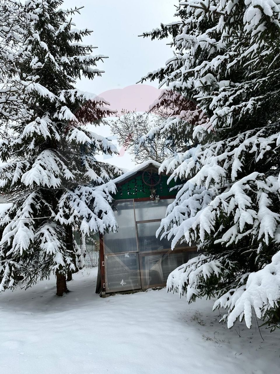 Casă / Vilă cu 3 camere de vânzare în zona Malul Ursului