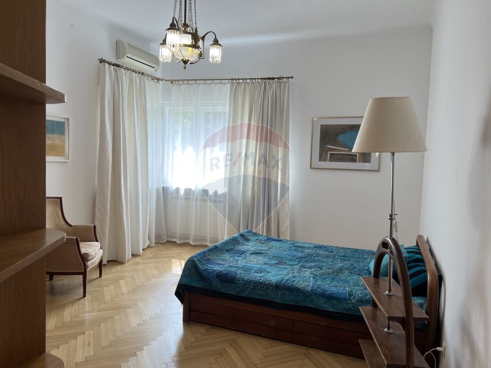 5 room Apartment for rent, Aviatorilor area