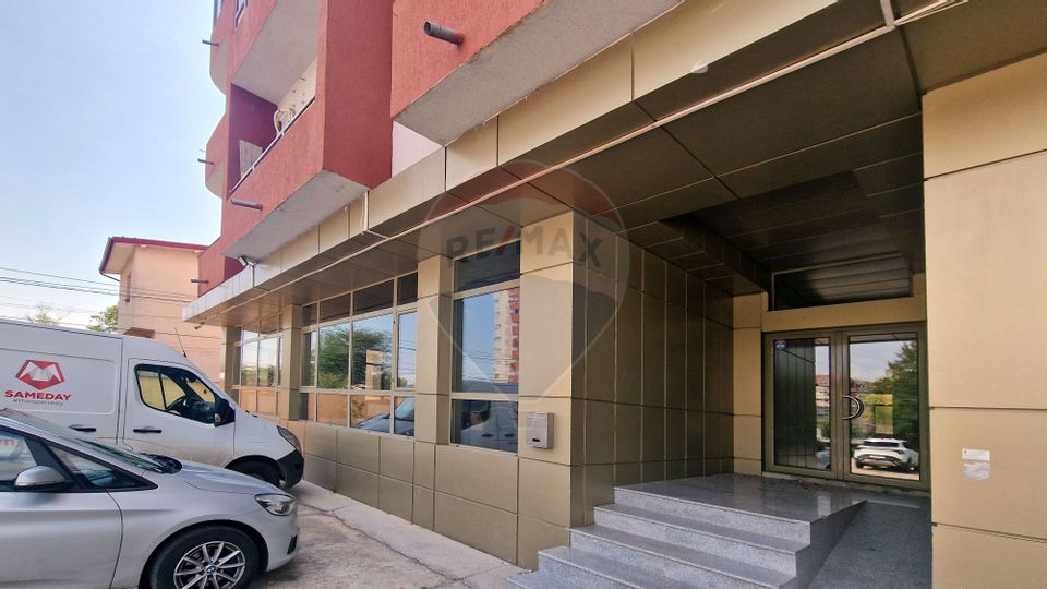 790.35sq.m Commercial Space for sale, Prelungirea Ghencea area