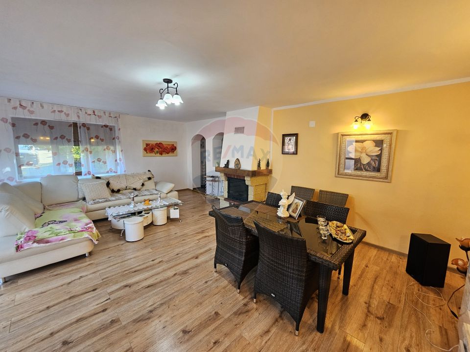 7 room House / Villa for sale