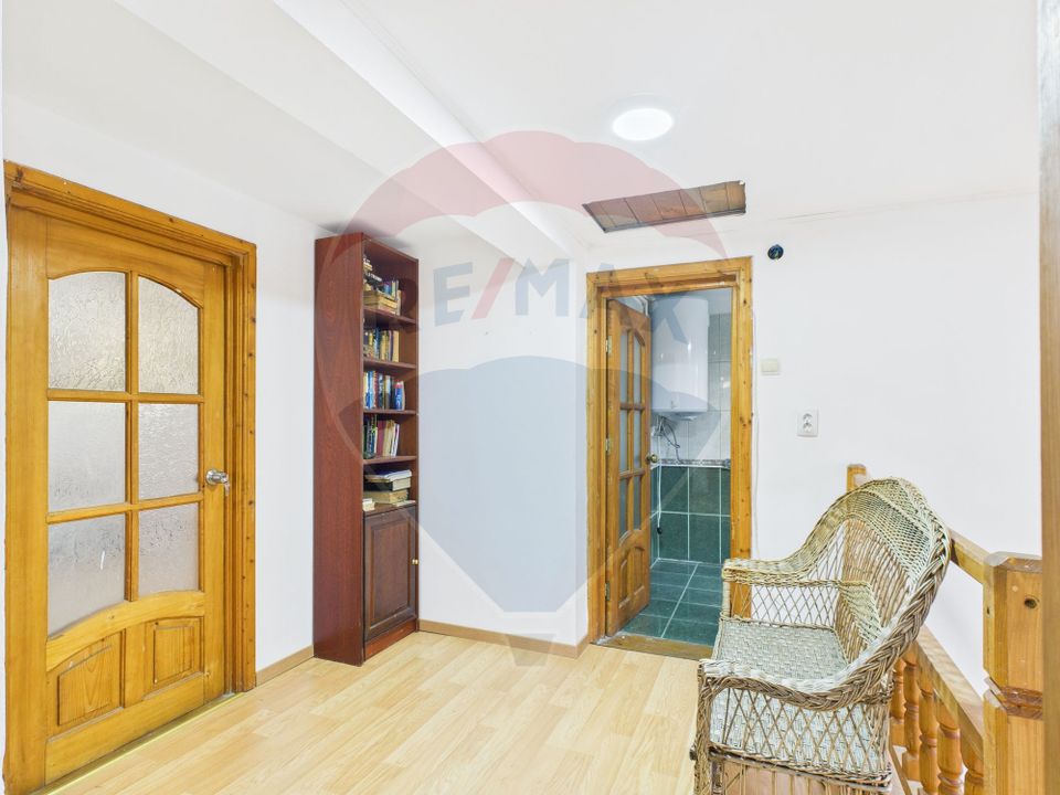 Casa cu 5 camere de vanzare Ciorogarla 1682mp teren