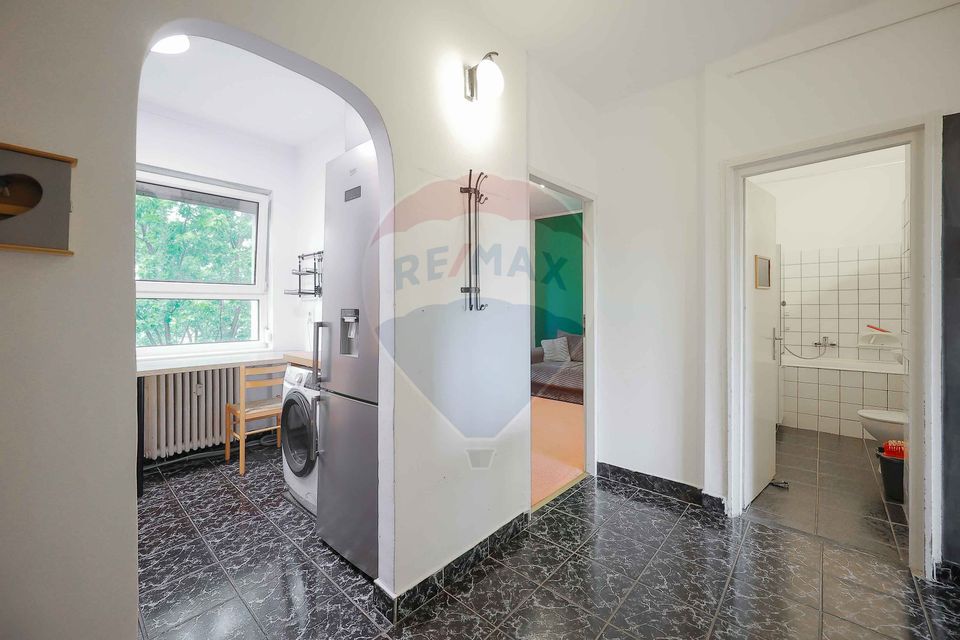 Apartament cu 3 camere de vânzare – ultracentral, vedere panoramică