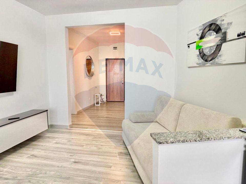 De închiriat apartament cu 3 camere , Zona Oncea