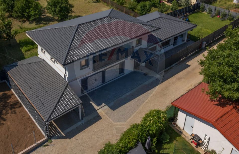 5 room House / Villa for sale