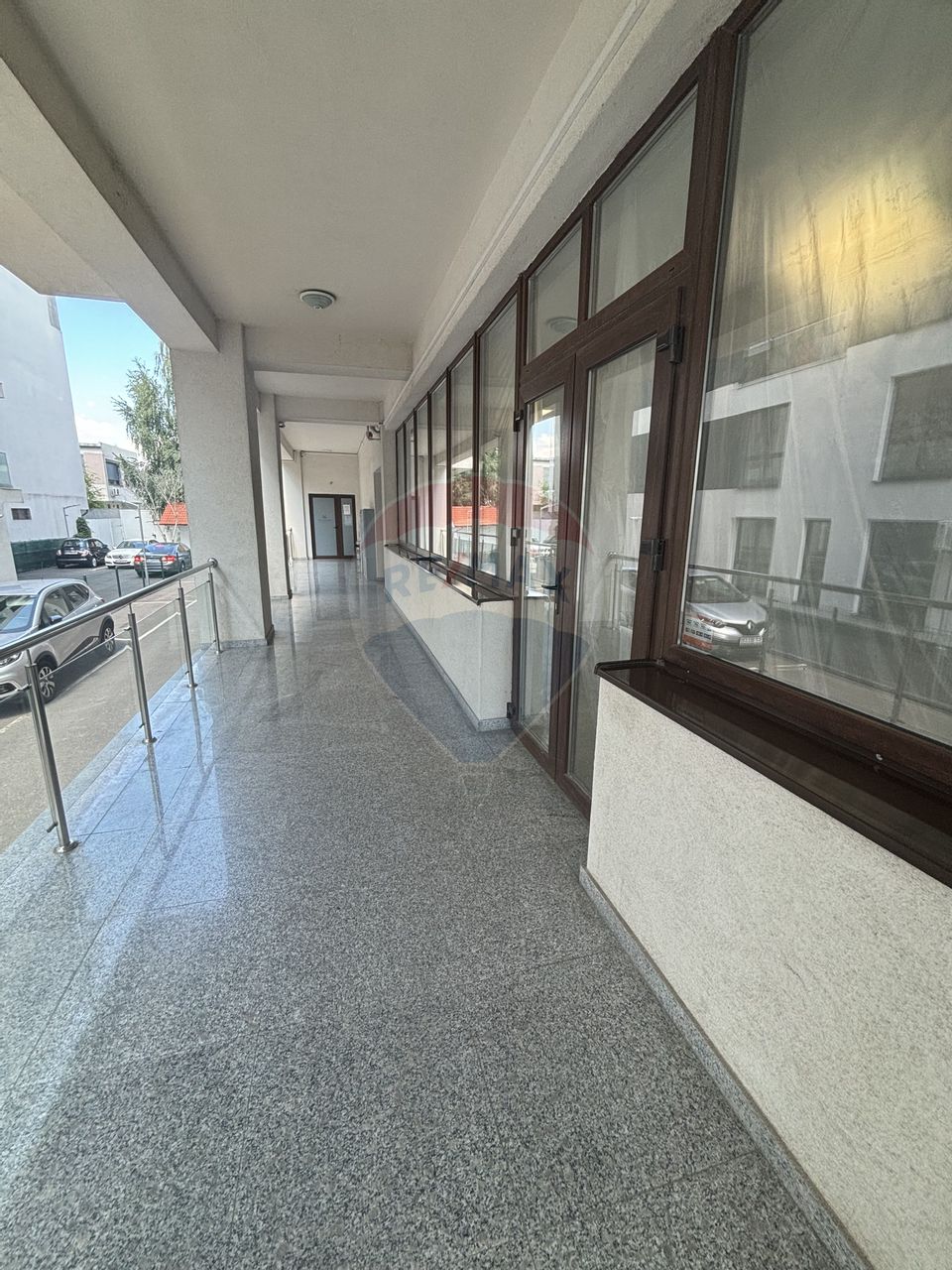 206sq.m Commercial Space for rent, Sisesti area