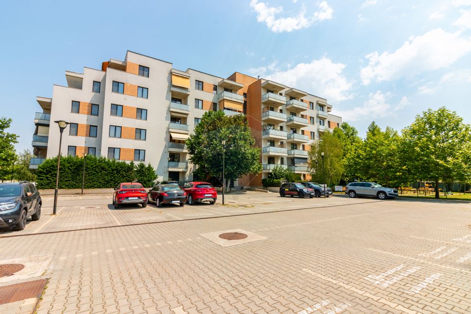 Apartament de vânzare 3 camere Adora Bucuresti/Pipera curte proprie