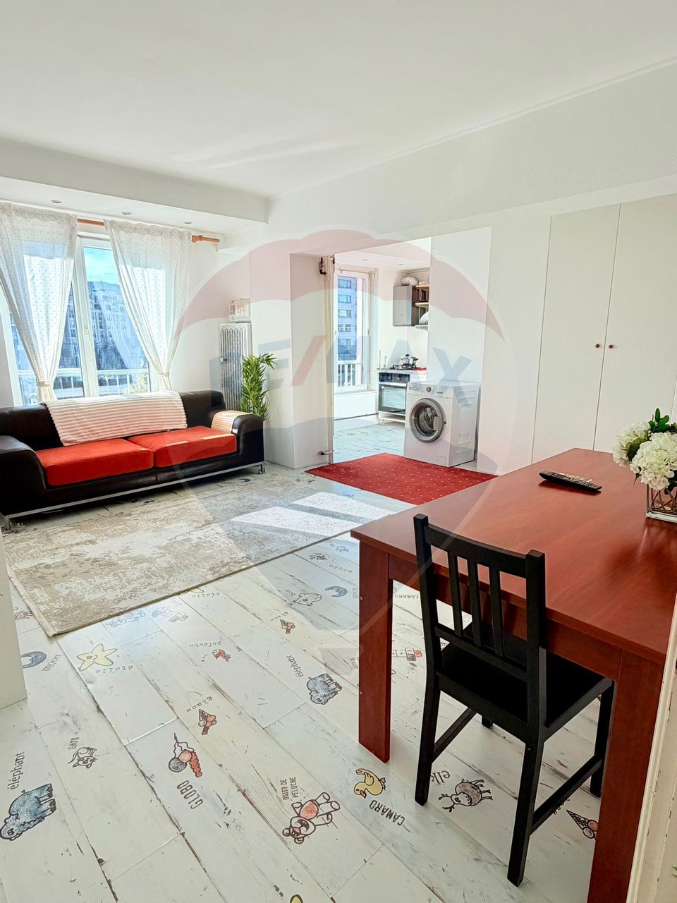 Apartament cu 2 camere de vanzare in Calea Victoriei nr 1