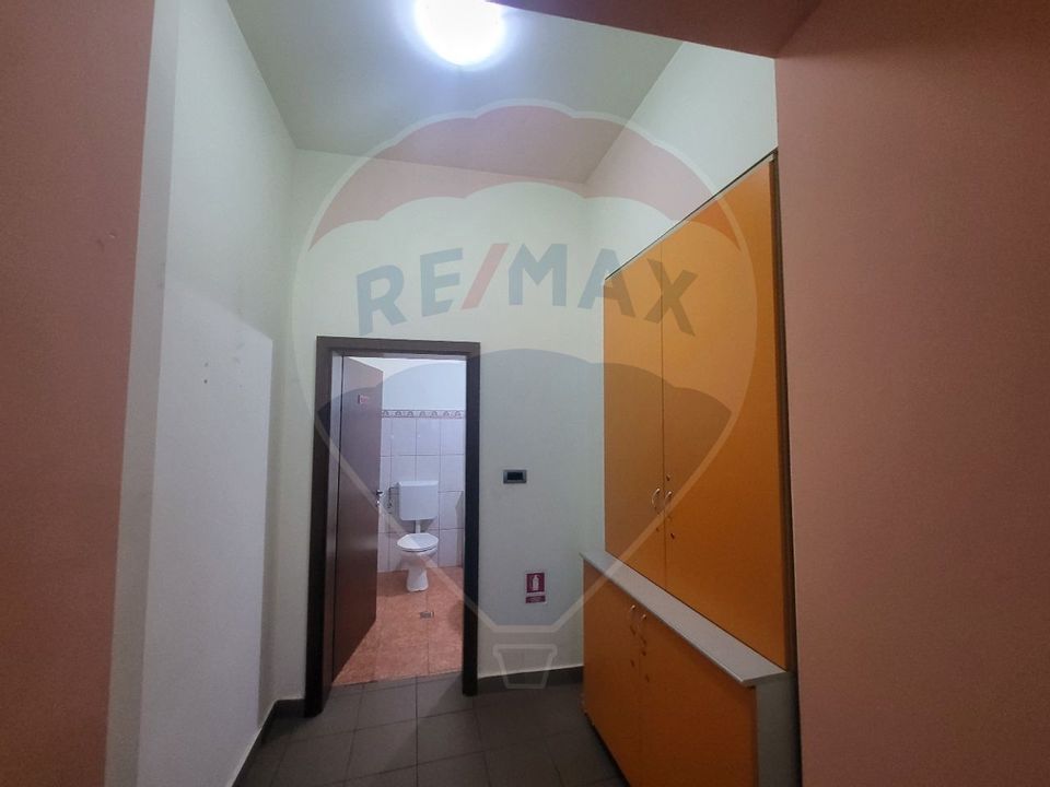 spatiu  comercial 153 mp de vanzare central