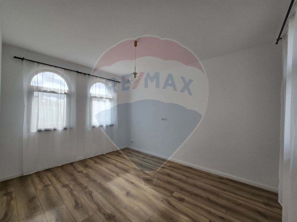 DE INCHIRIAT Casă / Vilă cu 5 camere în zona Ferme/OTOPENI