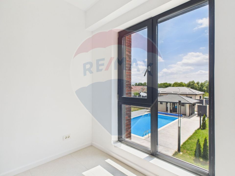 De vanzare| Apartament 4 camere nemobilat si o terasa| Nobil Residence