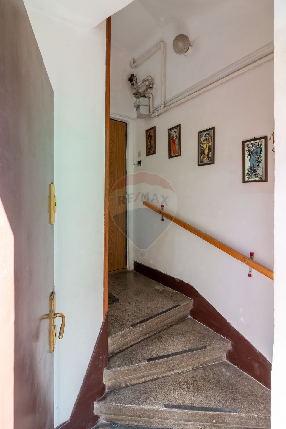 3 Rooms in Villa | V. Luminoasa | Fl.1+Attic | Green+Central