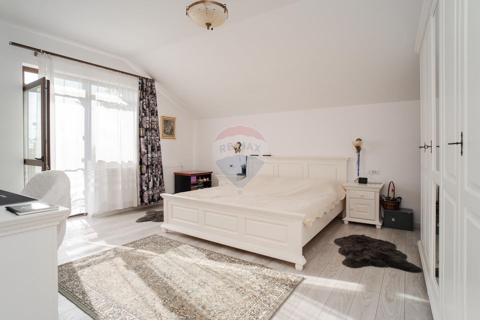 4 room House / Villa for sale