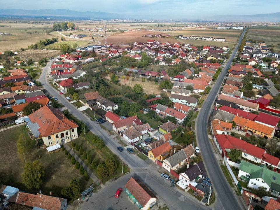 Teren intravilan de vânzare – Sânpetru, Brașov